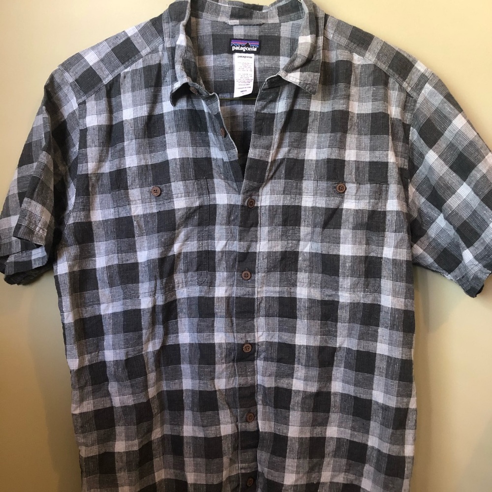 Patagonia Short Sleeve Button Down - Picture 1 of 2